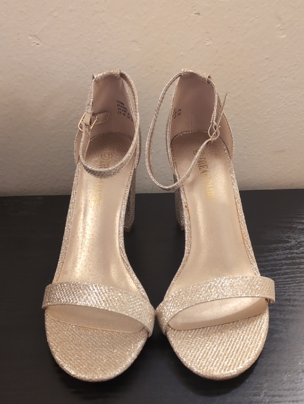 Dreampairs Glitter Ankle-Strap Block Heels in Champagne Sz 8.5